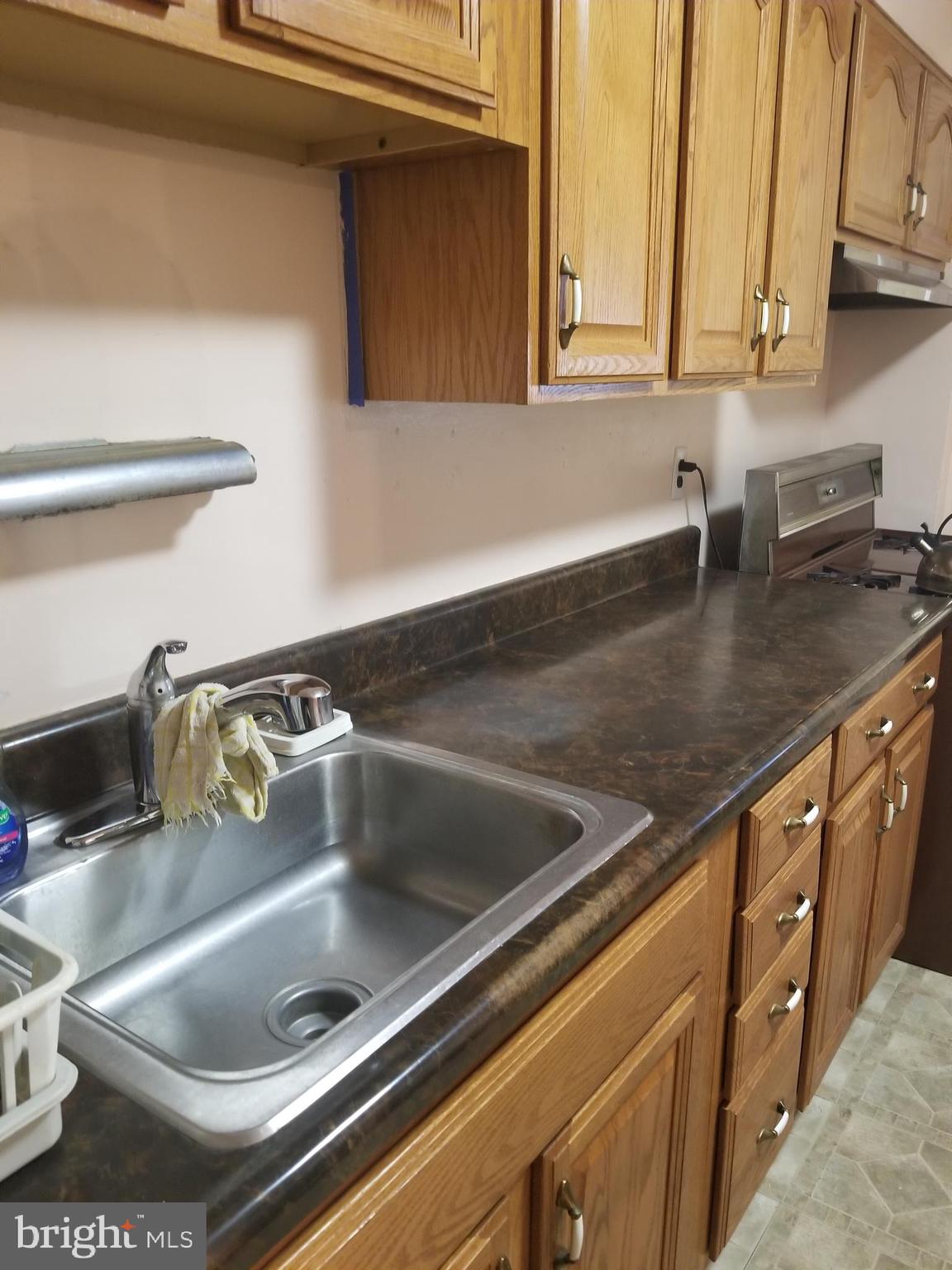 1674 Burnwood Road Baltimore, MD 21239 - Photo 9 of 38