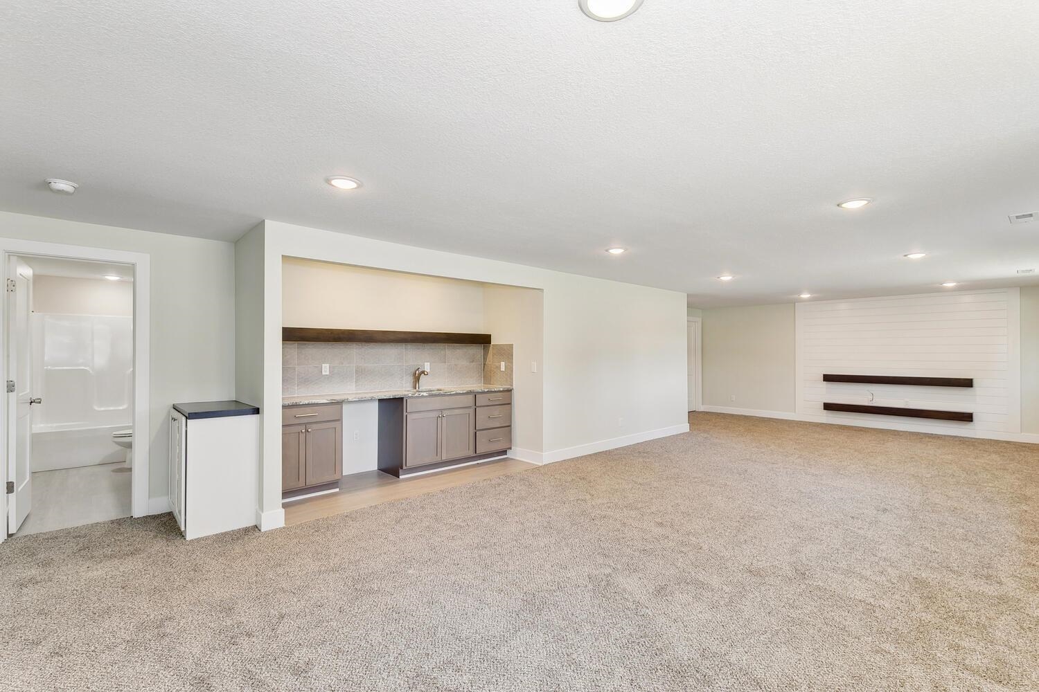 1107 Sontag Street Derby, KS 67037 - Photo 27 of 36