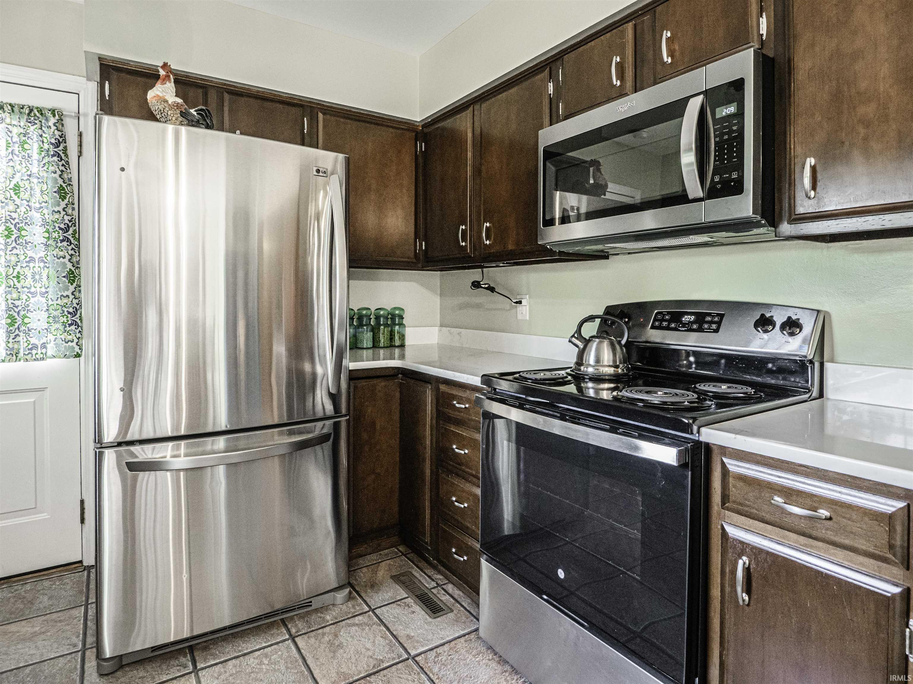 2633 East Degonia Road Boonville, IN 47601 - Photo 12 of 35