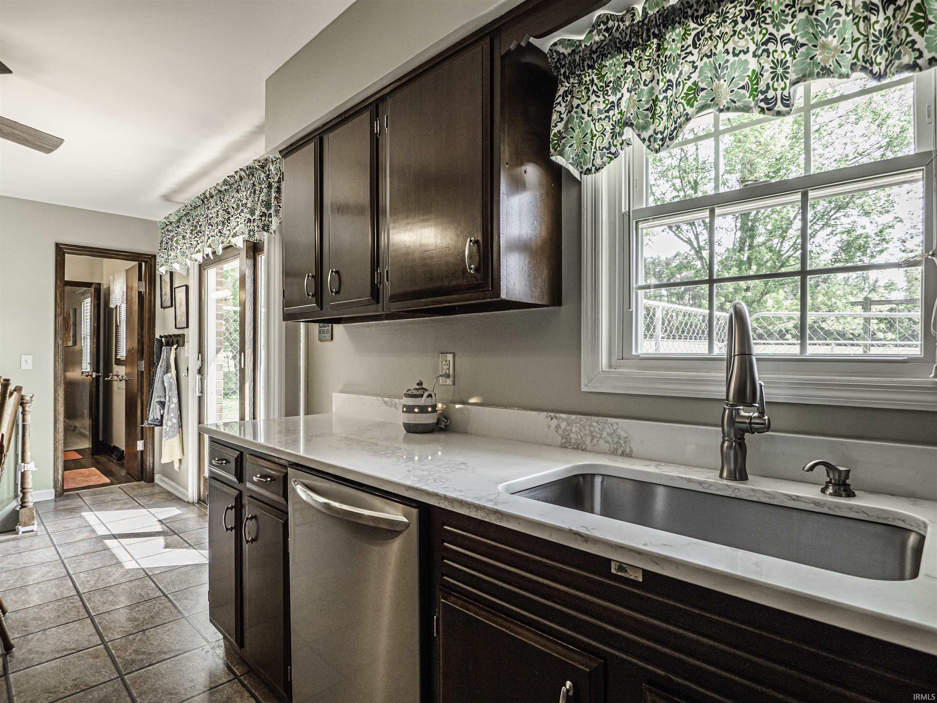 2633 East Degonia Road Boonville, IN 47601 - Photo 10 of 35