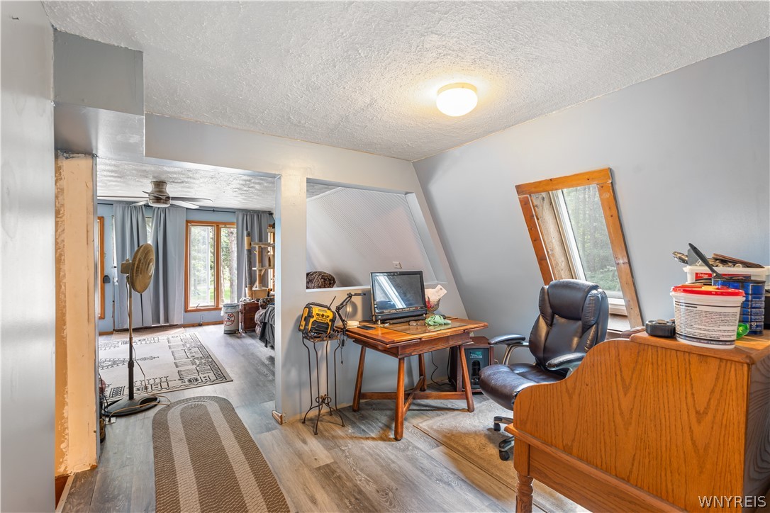 2834 Pee Dee Road, Unit 4 Wethersfield, NY 14024 - Photo 32 of 41 Living Area - 2nd Floor