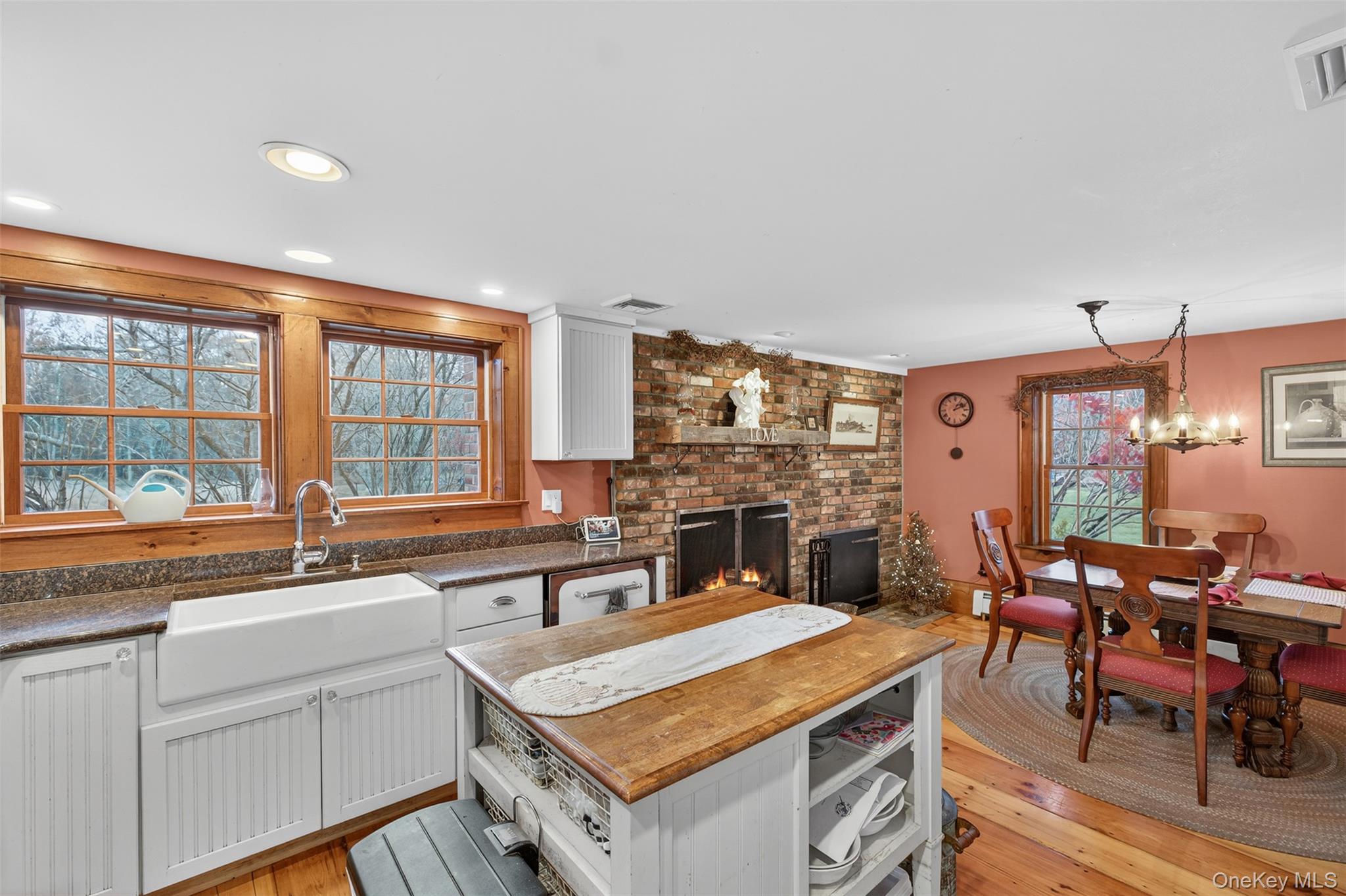 321 Burnt Meadow Road Gardiner, NY 12525 - Photo 8 of 46 a kitchen with a stove a sink and a refrigerator