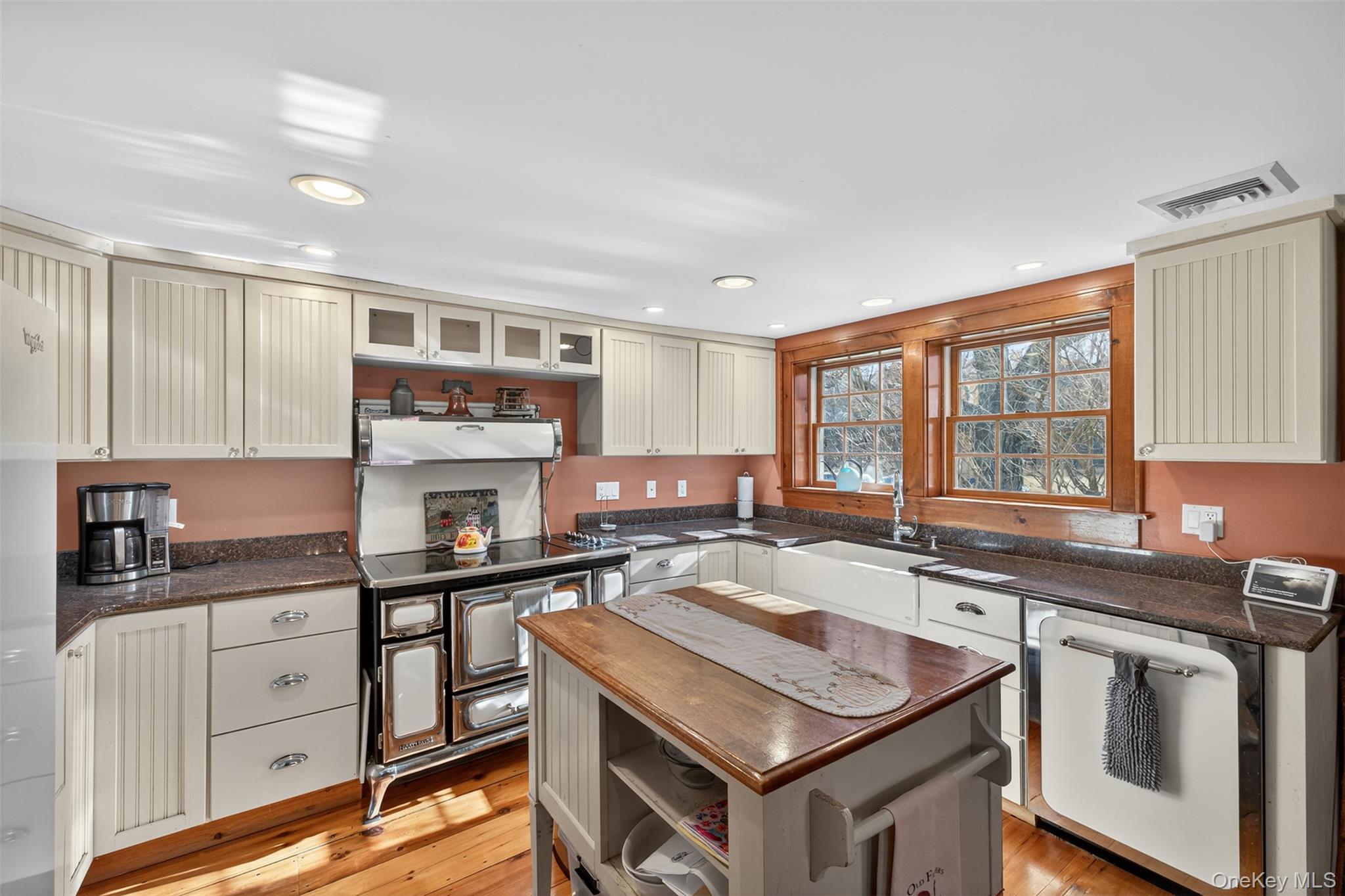 321 Burnt Meadow Road Gardiner, NY 12525 - Photo 9 of 46 a kitchen with a stove a sink and a refrigerator