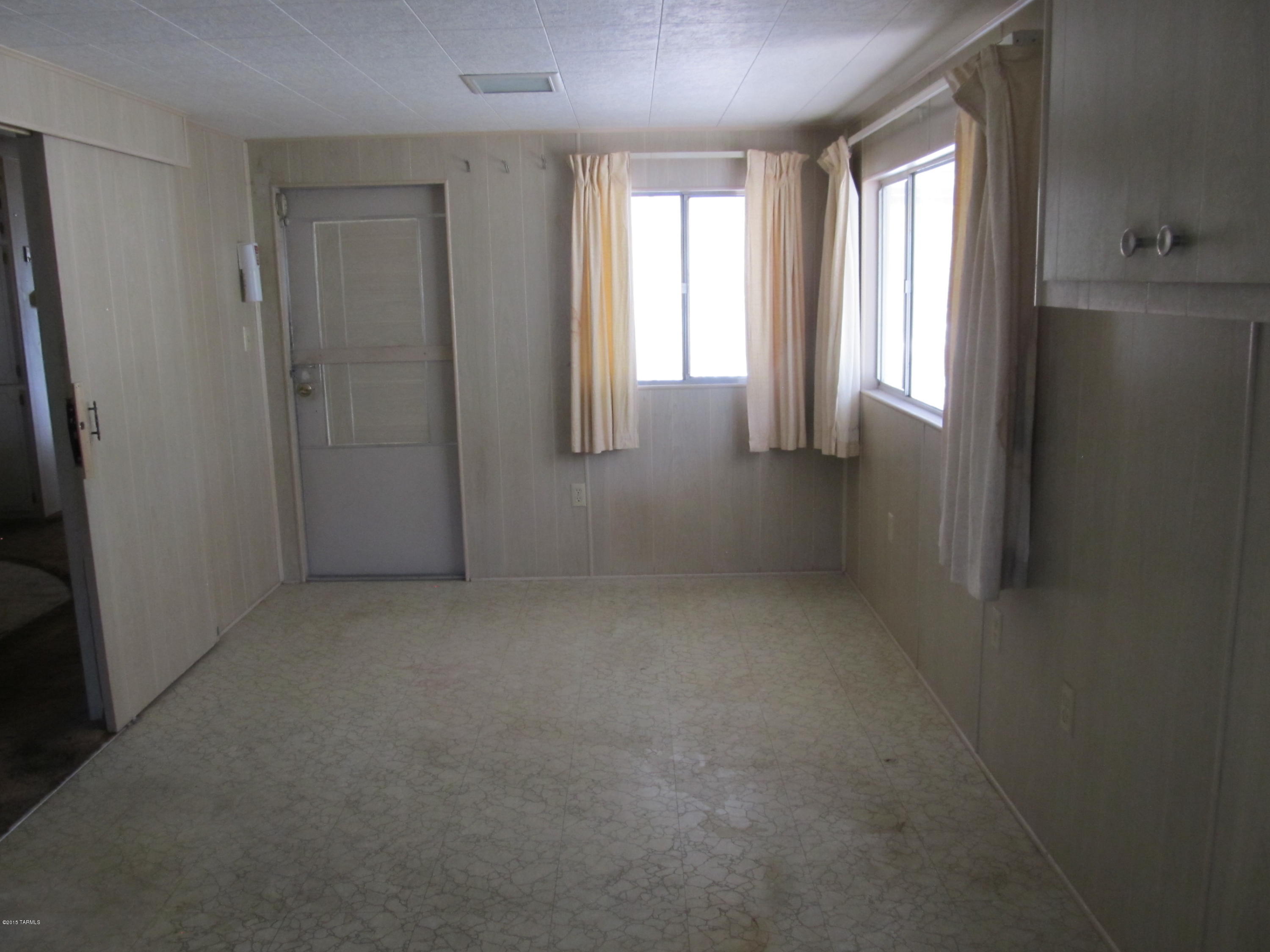 3883 West Valencia Road Tucson, AZ 85746 - Photo 12 of 12 Gallery Image 12