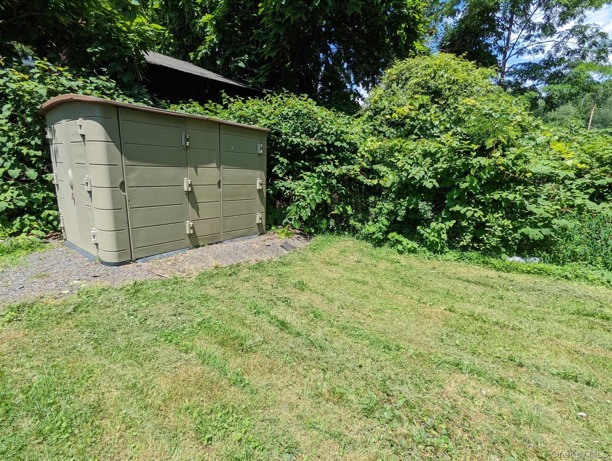 2898 Rte 9W New Windsor, NY 12553 - Photo 12 of 13