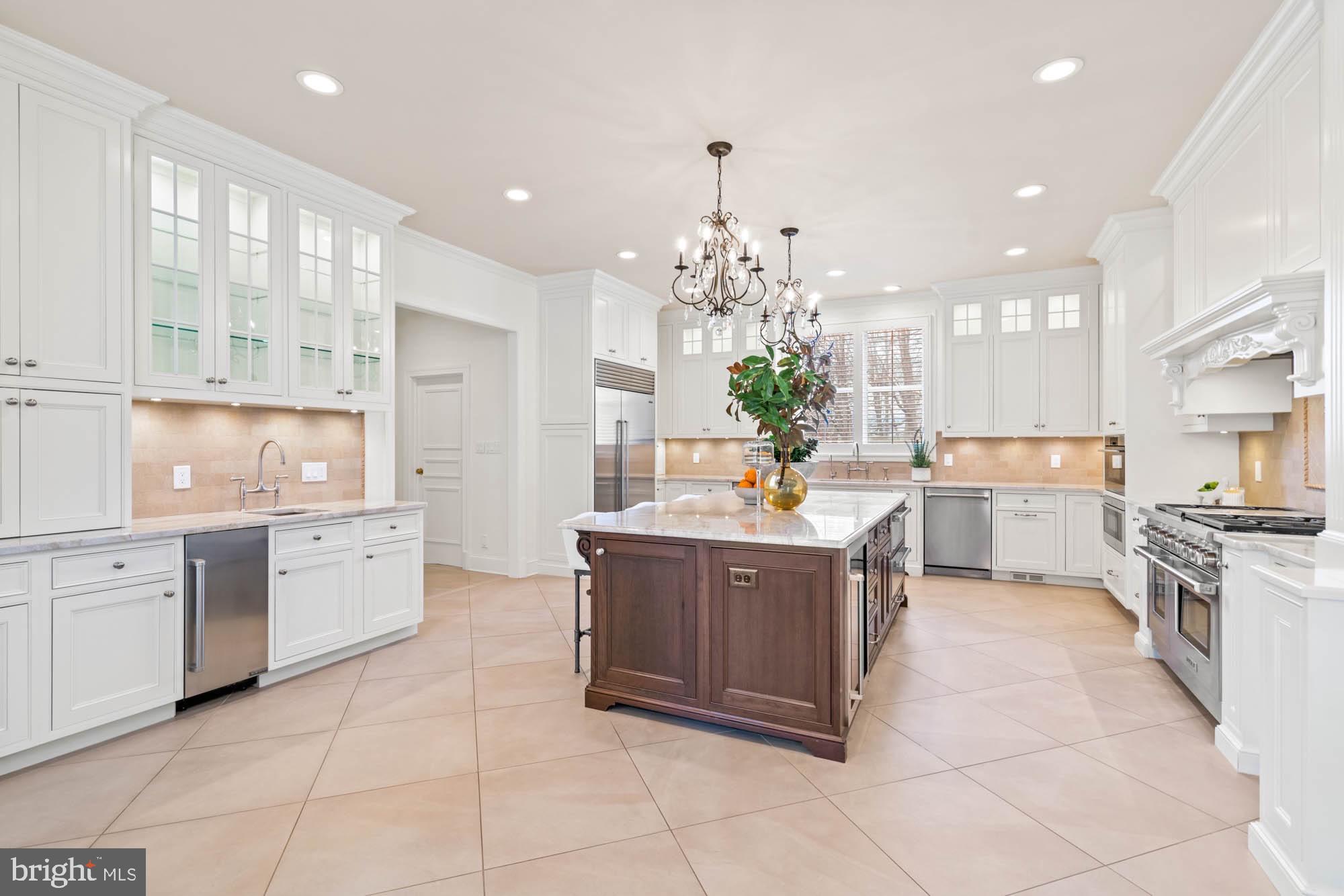 1198 Windrock Drive McLean, VA 22102 - Photo 30 of 83 Kitchen can be Closed Off from Entertaining Areas