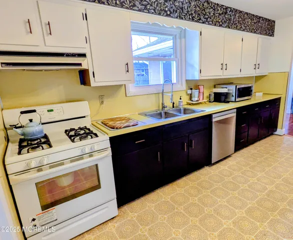 $495,000 | 217 Wells Mill Road, Waretown, NJ 08758