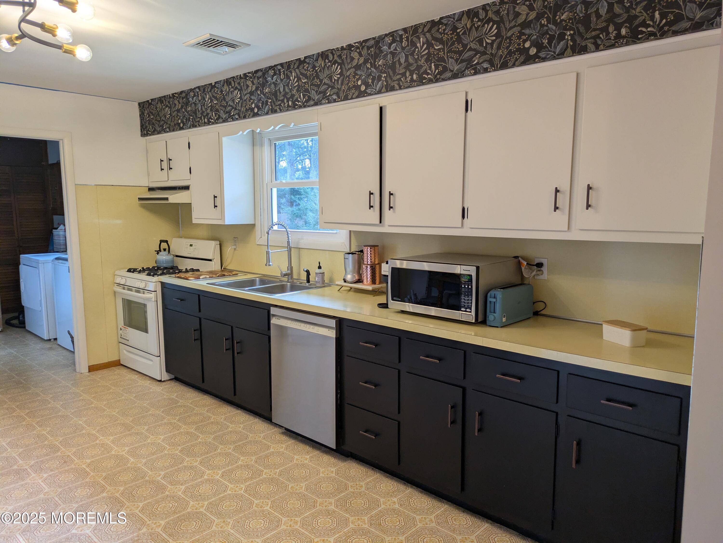 217 Wells Mill Road Waretown, NJ 08758 - Photo 10 of 14 PXL_20251230_153600412.MP (2)