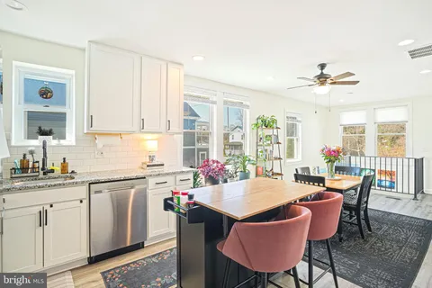 $450,000 | 711 60th Avenue, Fairmount Heights, MD 20743