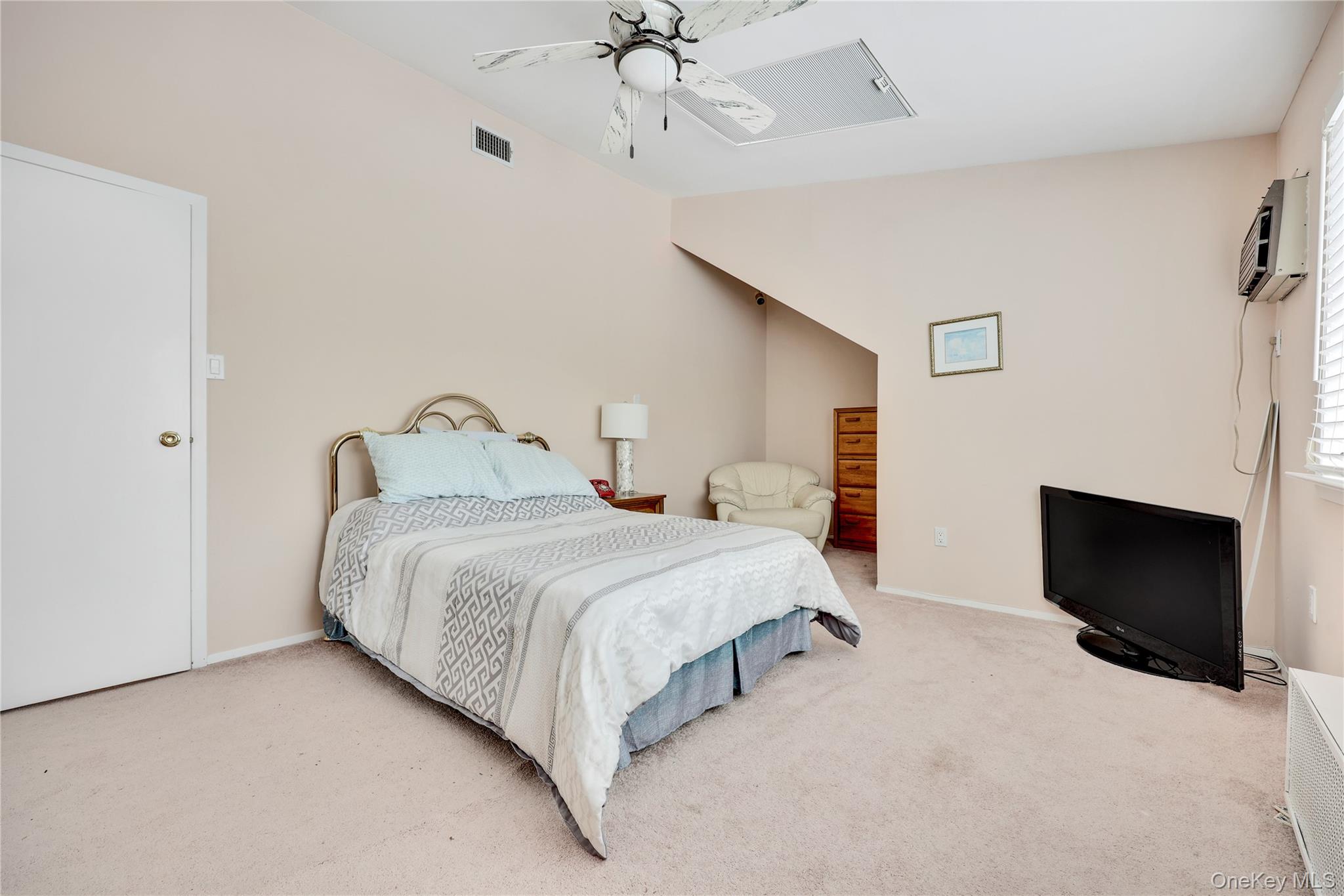 211-14 33rd Road Queens, NY 11361 - Photo 21 of 35