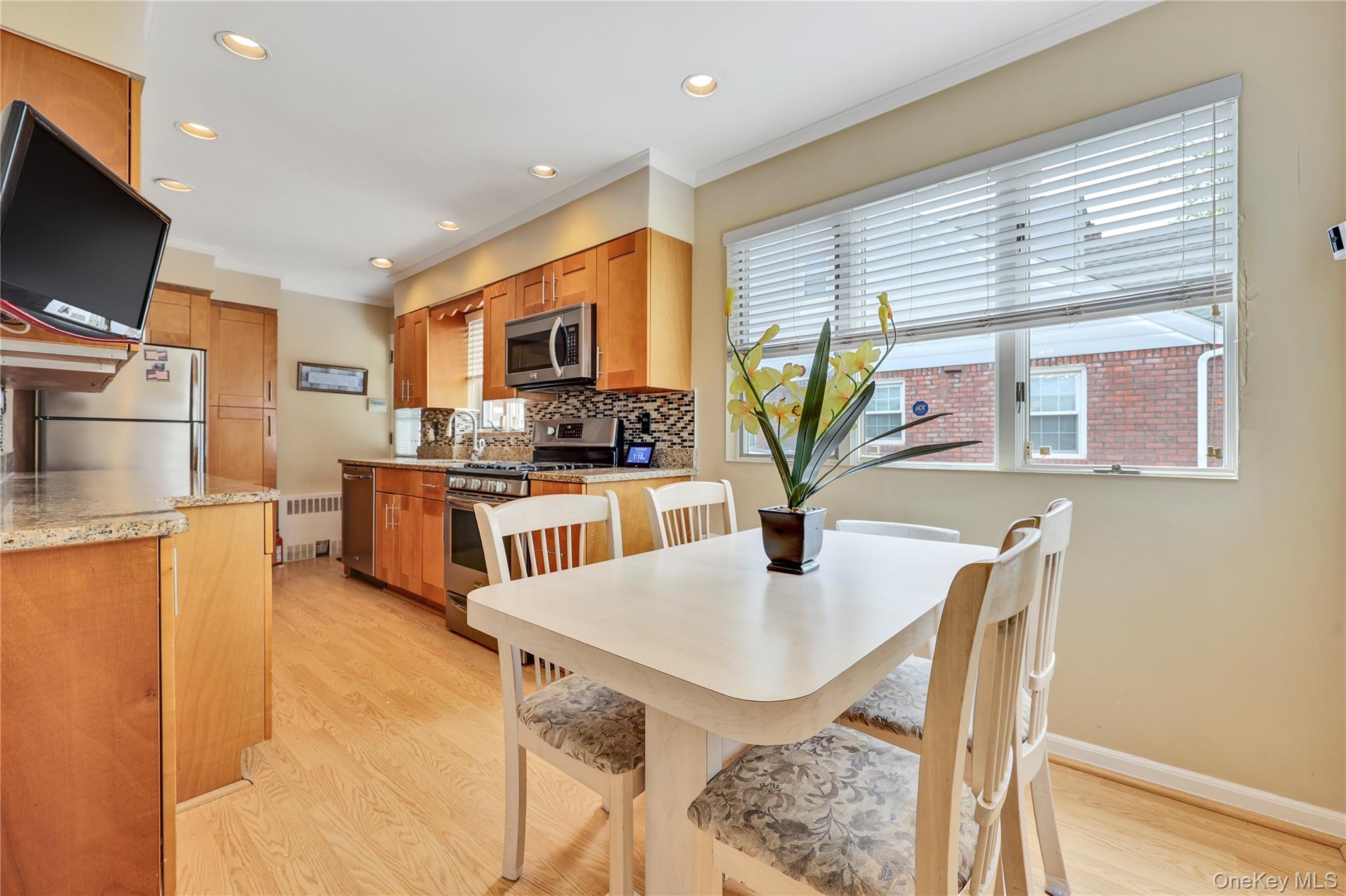 211-14 33rd Road Queens, NY 11361 - Photo 6 of 35