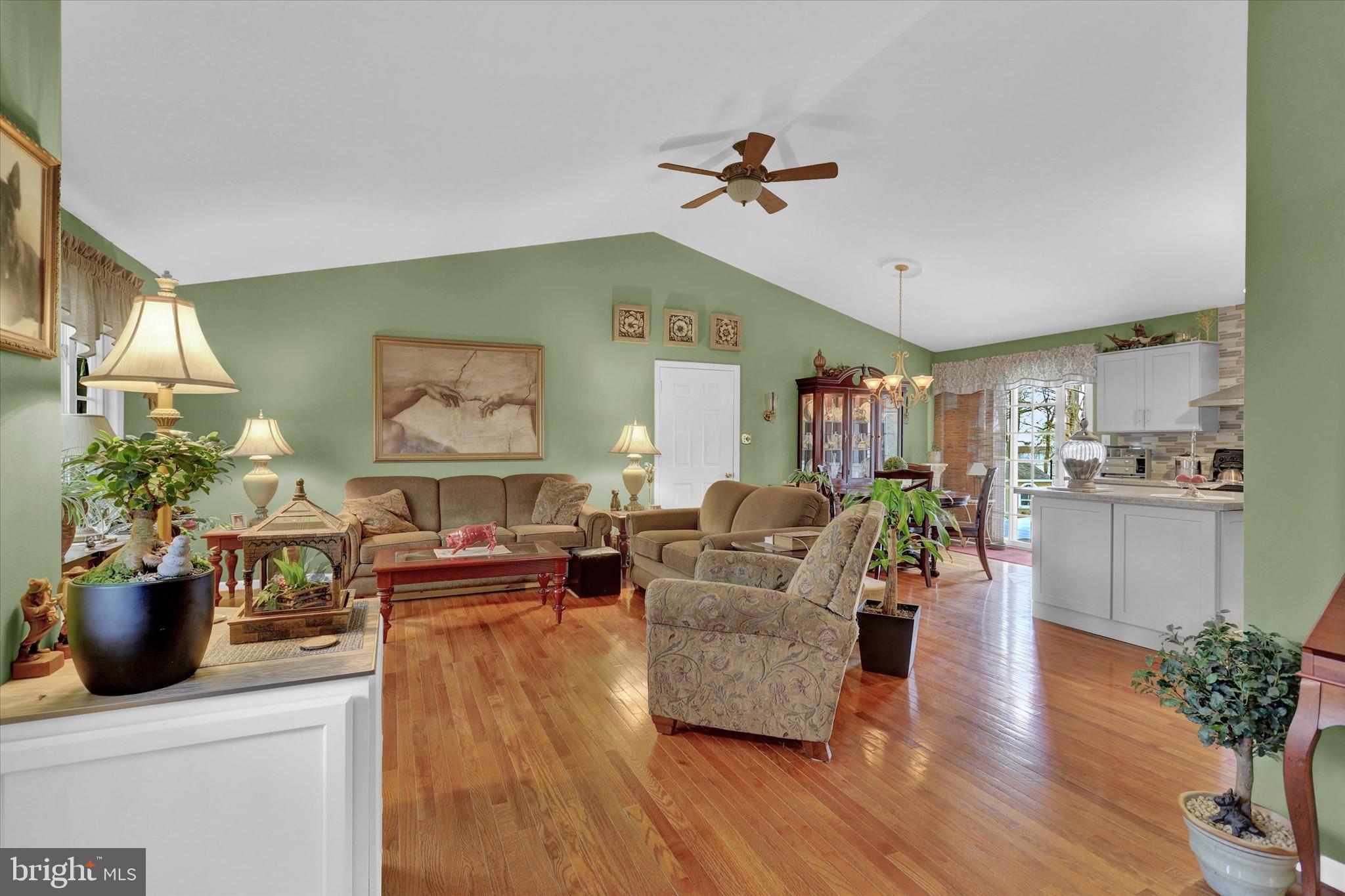 650 Keckler Road Harrisburg, PA 17111 - Photo 4 of 18 Gallery Image 4