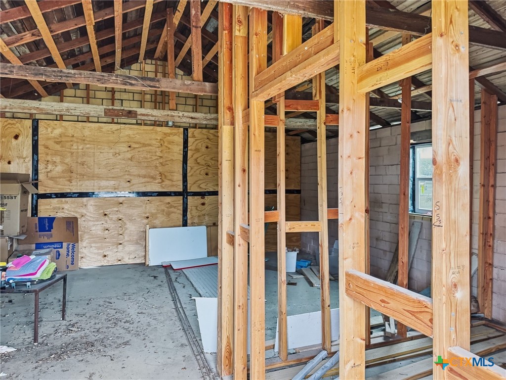 910 County Road 421 Evant, TX 76525 - Photo 5 of 25 a view of entryway