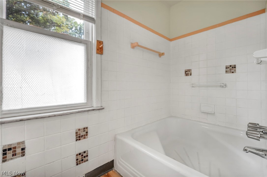 2145 Miami Road Euclid, OH 44117 - Photo 20 of 32 Gallery Image 20