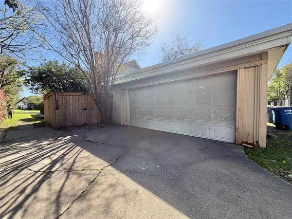 $100,000 | 7947 Habersham Lane, Dallas, TX 75248