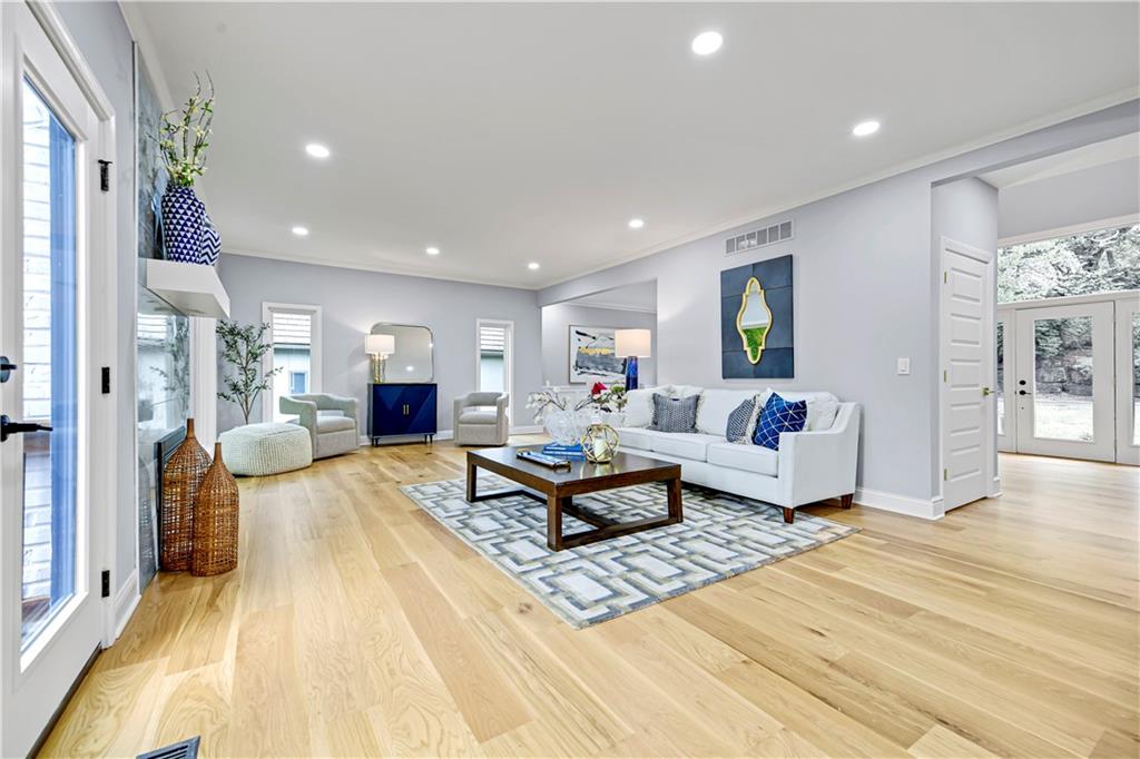 12650 Sherwood Drive Leawood, KS 66209 - Photo 13 of 50