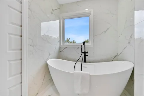 $1,349,000 | 12650 Sherwood Drive, Leawood, KS 66209