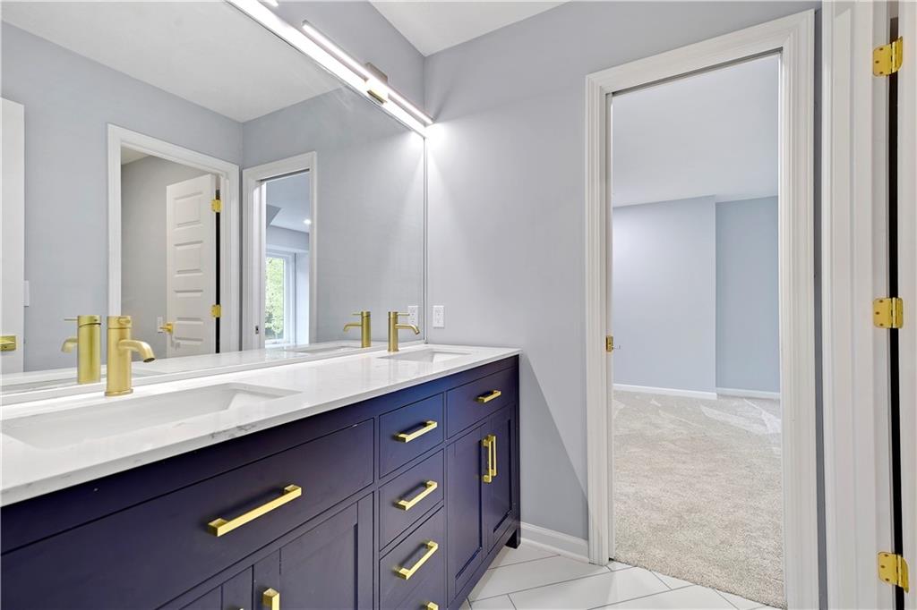 12650 Sherwood Drive Leawood, KS 66209 - Photo 30 of 50