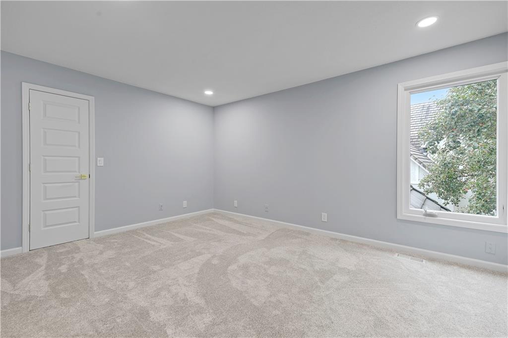 12650 Sherwood Drive Leawood, KS 66209 - Photo 31 of 50