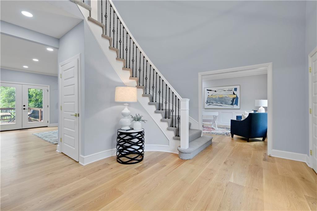 12650 Sherwood Drive Leawood, KS 66209 - Photo 4 of 50