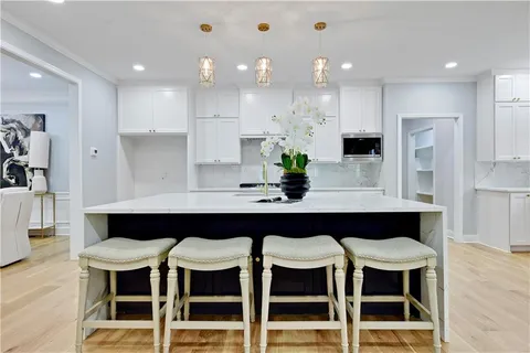 $1,349,000 | 12650 Sherwood Drive, Leawood, KS 66209