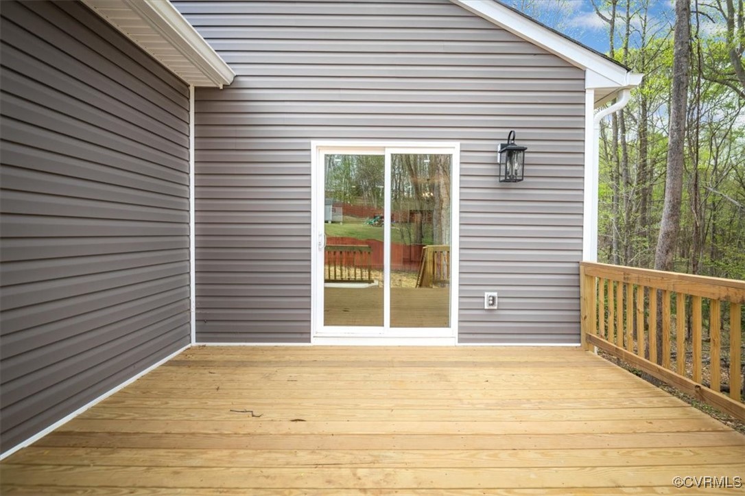 2919 Hog Back Road Hopewell, VA 23860 - Photo 41 of 45 View of wooden deck
