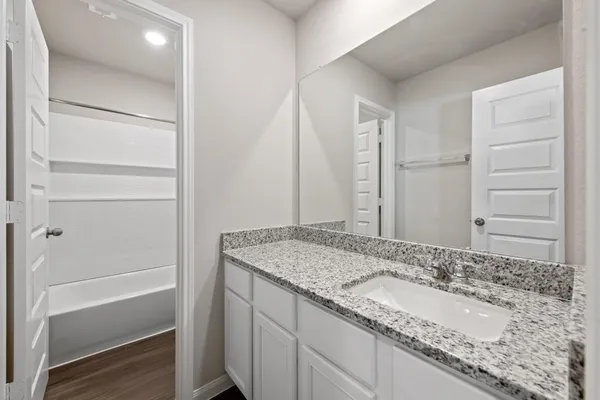 $1,695 | 506 Moose Run, Huntsville, TX 77320