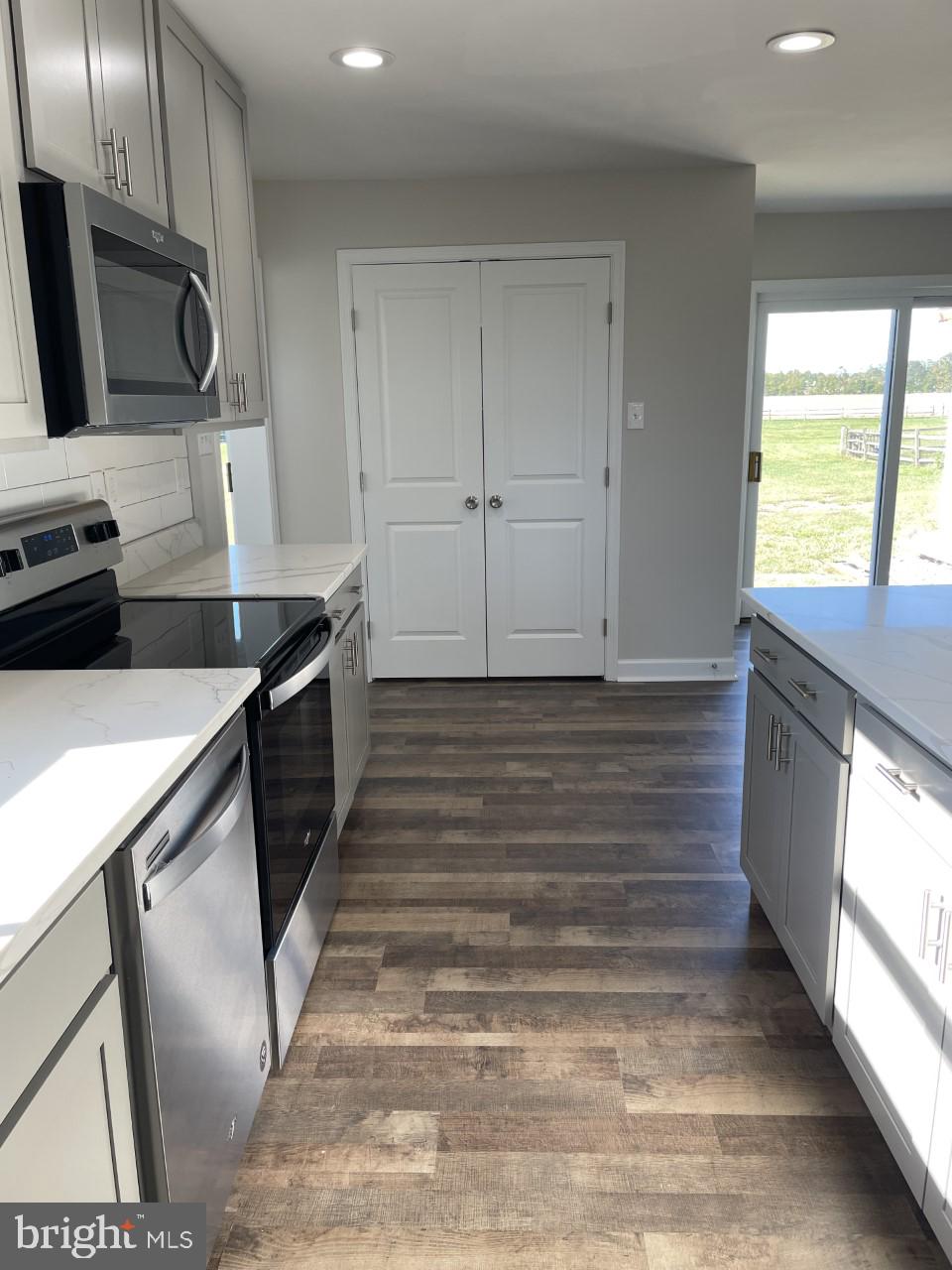 1213 Old Love Point Road Stevensville, MD 21666 - Photo 6 of 31 Kitchen