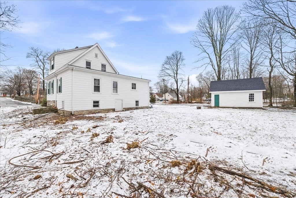 135 Bank Street Abington, MA 02351 - Photo 6 of 34