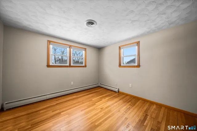 $329,000 | 12 Dune Road, Enfield, CT 06082