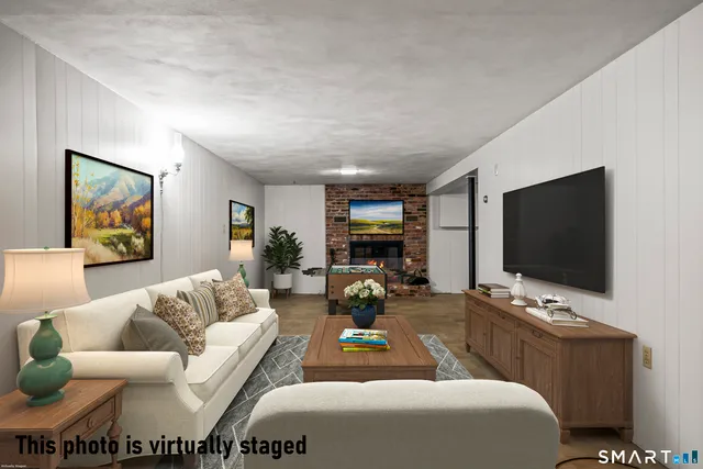 $329,000 | 12 Dune Road, Enfield, CT 06082