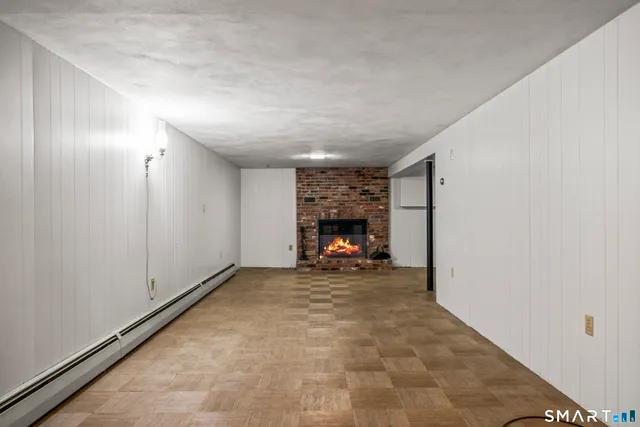 $329,000 | 12 Dune Road, Enfield, CT 06082