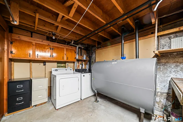 $329,000 | 12 Dune Road, Enfield, CT 06082