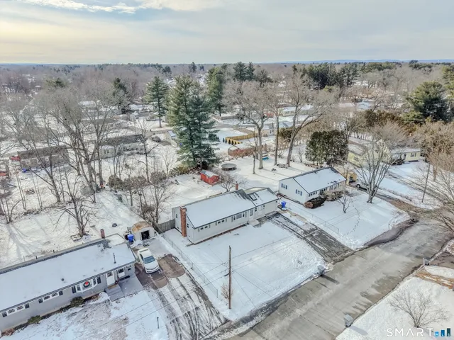 $329,000 | 12 Dune Road, Enfield, CT 06082