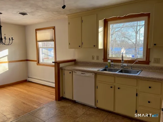 $329,000 | 12 Dune Road, Enfield, CT 06082