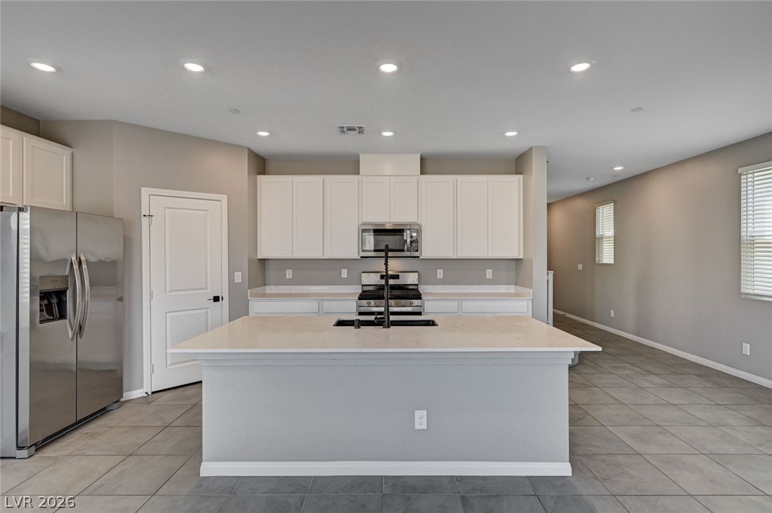 2570 Ofanto Street Henderson, NV 89044 - Photo 15 of 57