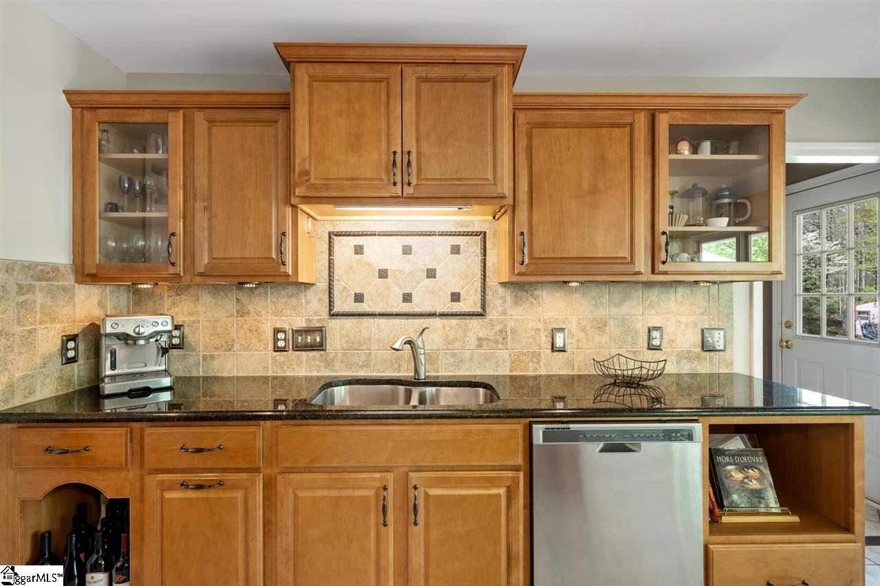 310 Quail Run Circle Fountain Inn, SC 29644 - Photo 11 of 27 Gallery Image 11