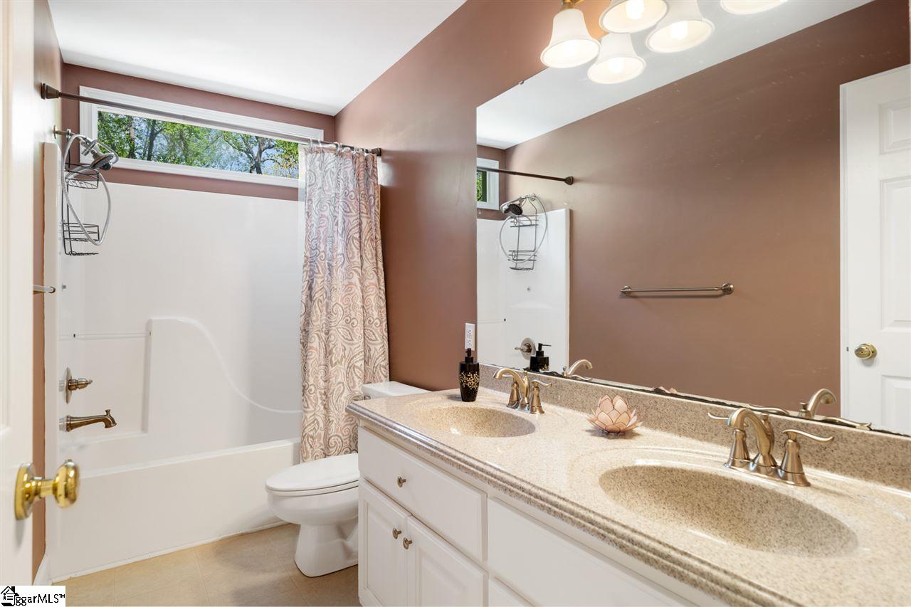 310 Quail Run Circle Fountain Inn, SC 29644 - Photo 20 of 27 Gallery Image 20