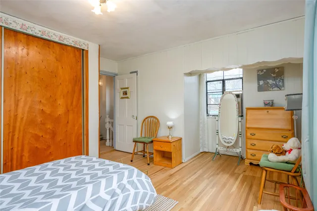 $799,999 | 1774 Pitman Avenue | Wakefield