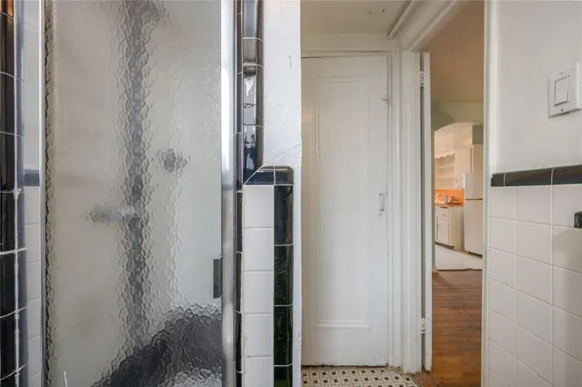 $799,999 | 1774 Pitman Avenue | Wakefield