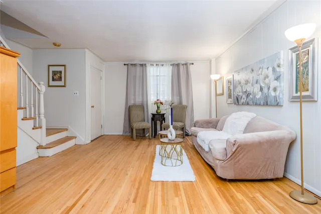 $799,999 | 1774 Pitman Avenue | Wakefield