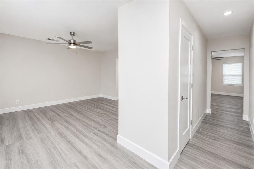 504 Pecan Street Crowley, TX 76036 - Photo 12 of 30