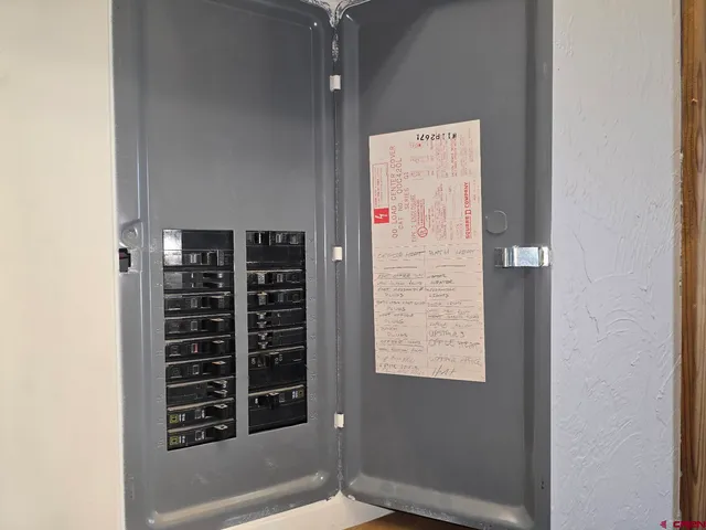 a refrigerator freezer sitting in a kitchen