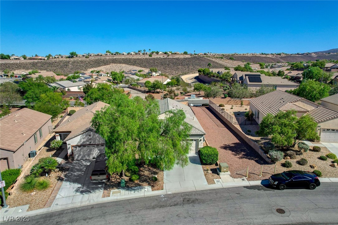 2576 Binary Stars Street Henderson, NV 89044 - Photo 35 of 61