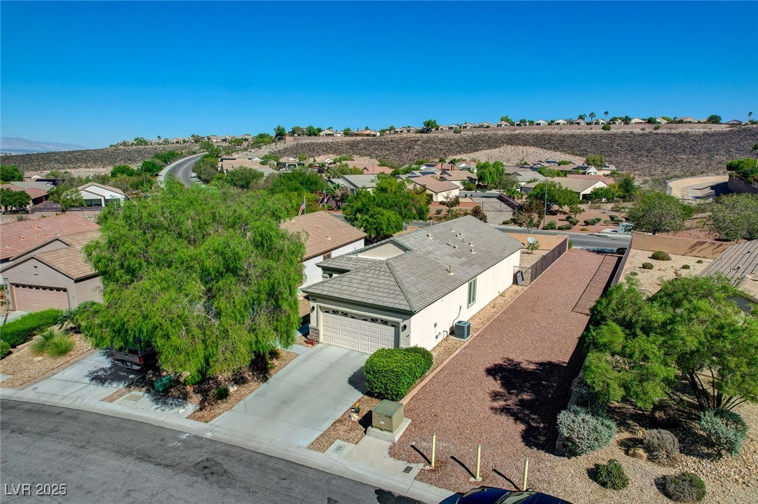 2576 Binary Stars Street Henderson, NV 89044 - Photo 36 of 61