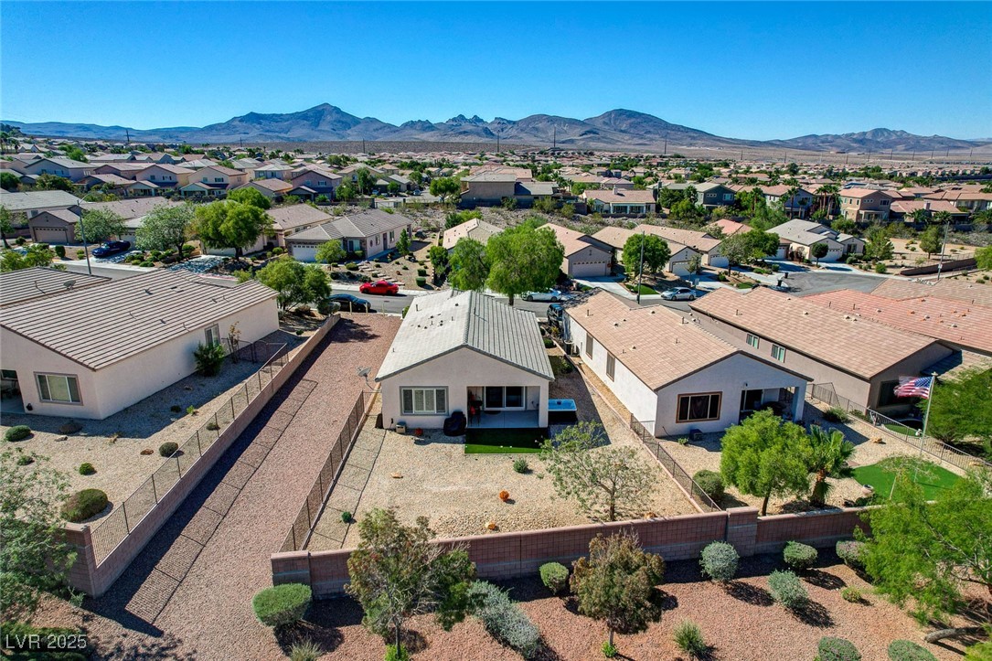 2576 Binary Stars Street Henderson, NV 89044 - Photo 39 of 61