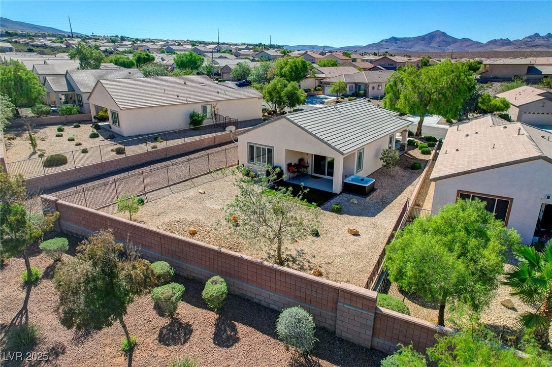 2576 Binary Stars Street Henderson, NV 89044 - Photo 40 of 61