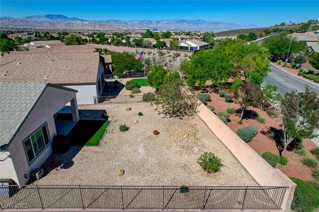 2576 Binary Stars Street Henderson, NV 89044 - Photo 45 of 61