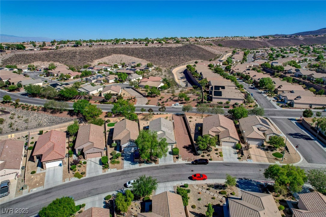 2576 Binary Stars Street Henderson, NV 89044 - Photo 52 of 61