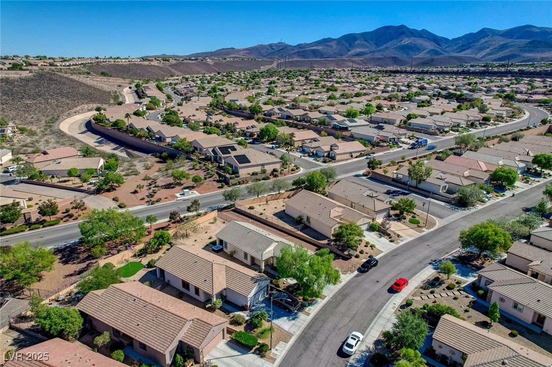 2576 Binary Stars Street Henderson, NV 89044 - Photo 53 of 61